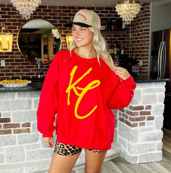 KC Red Puff Lettering Sweatshirt